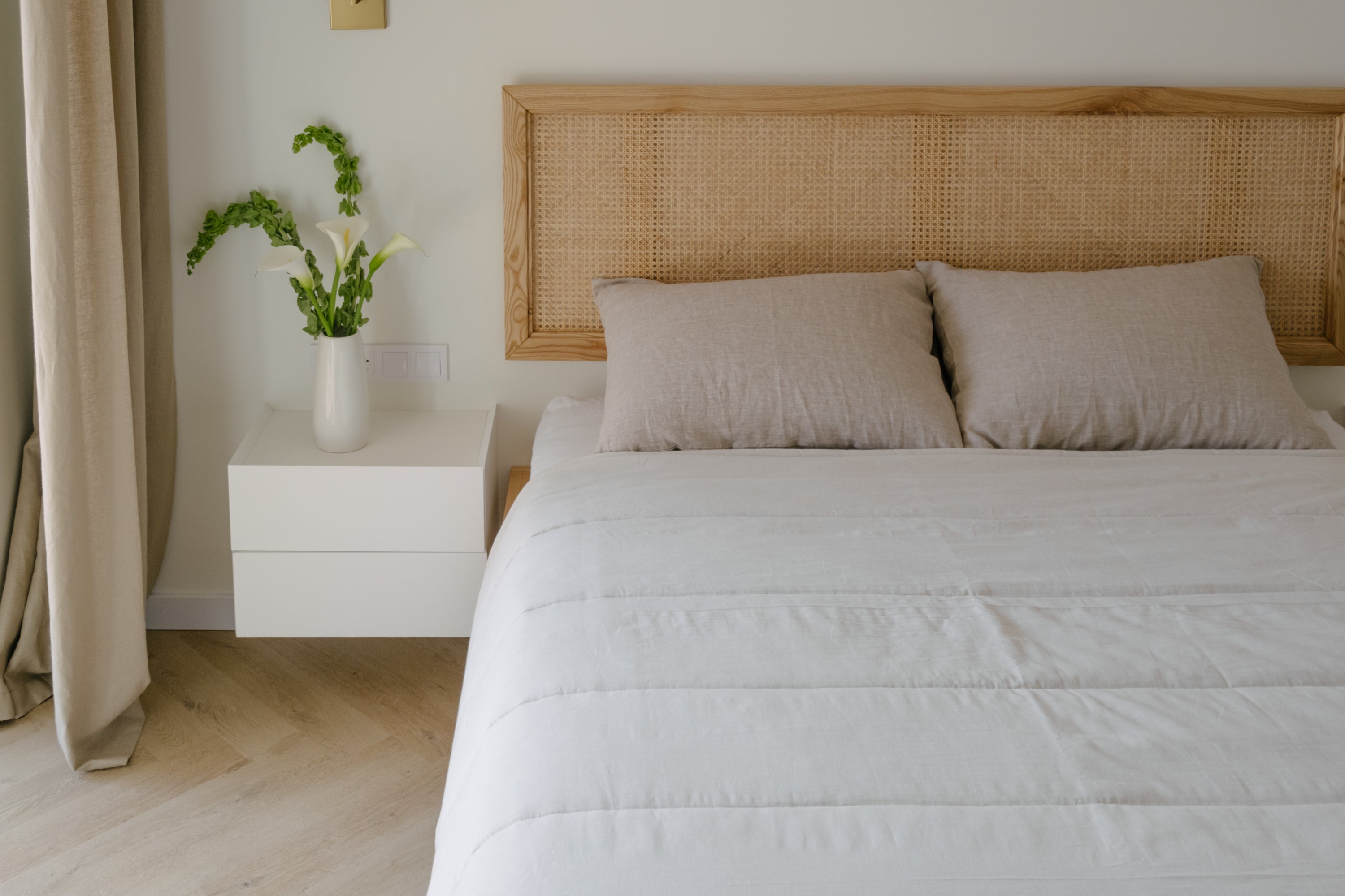 Hemp Summer Blanket 200gsm – Hemp Fiber filled Lightweight Comforter, Soft Washed Cotton Milk Color, Breathable Natural Bedding, Quilt