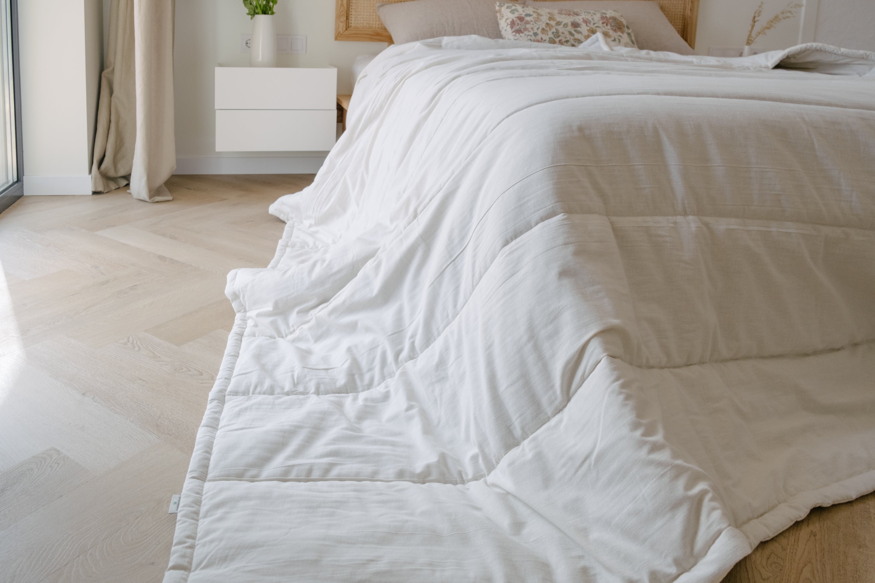 Hemp Summer Blanket 200gsm – Hemp Fiber filled Lightweight Comforter, Soft Washed Cotton Milk Color, Breathable Natural Bedding, Quilt