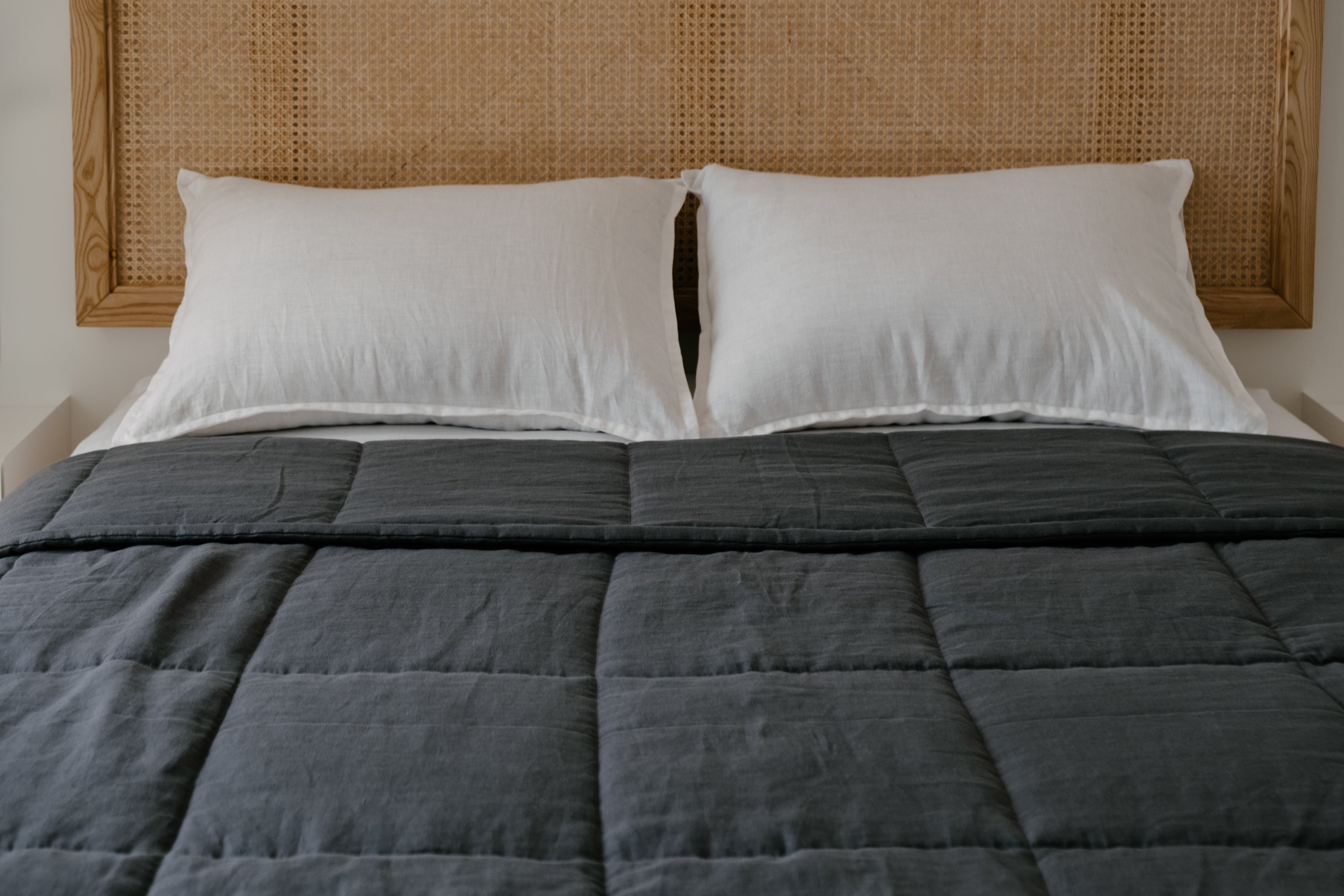 Thick 400gr.m2 Natural Hemp Linen Blanket Graphite Earth Hemp Fiber Filler in Linen Fabric / Hand made
