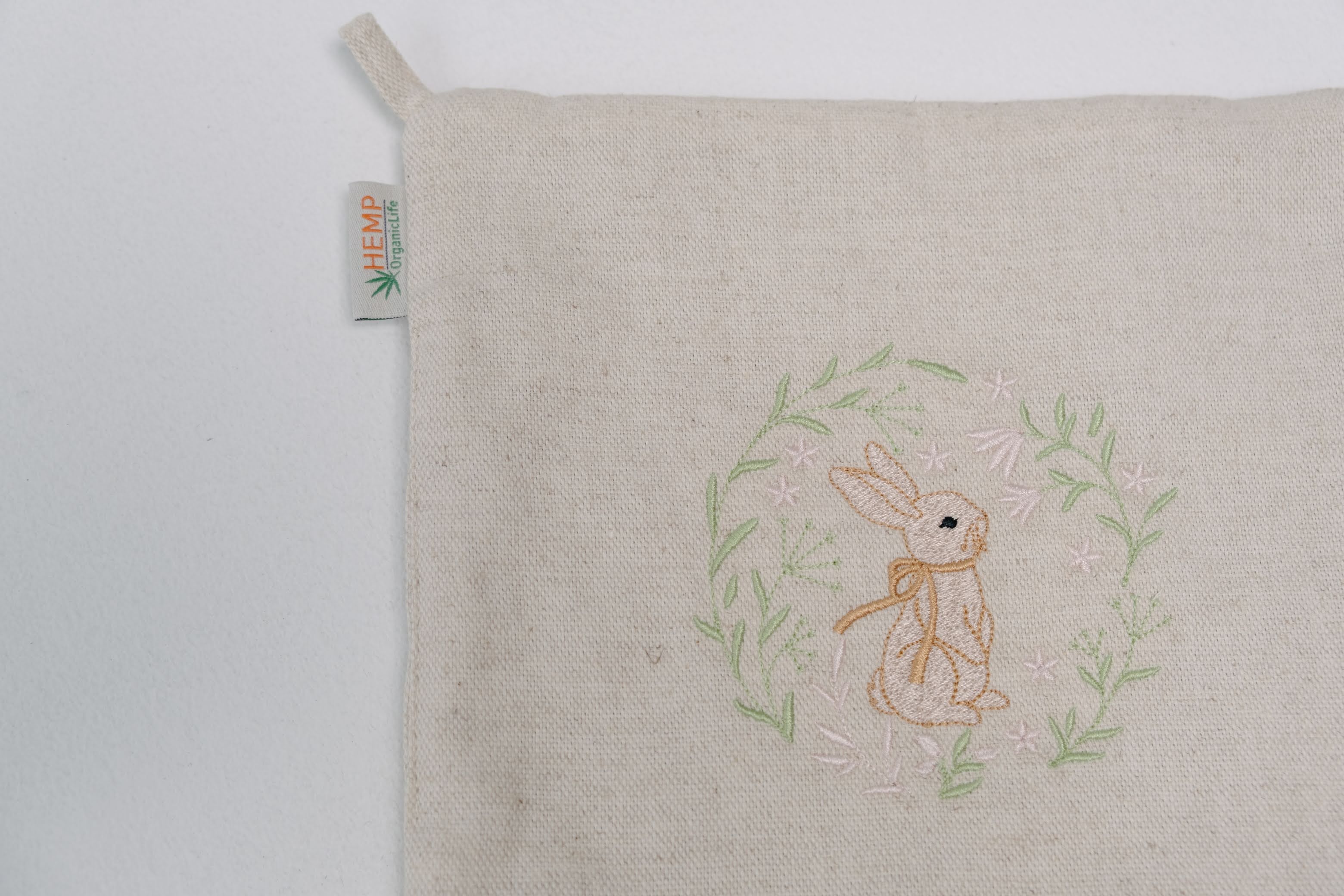 Natural Hemp Linen Oven Mitt and Pot Holder Set Filled unique Hemp fiber filling with embroidery Housewarming gift