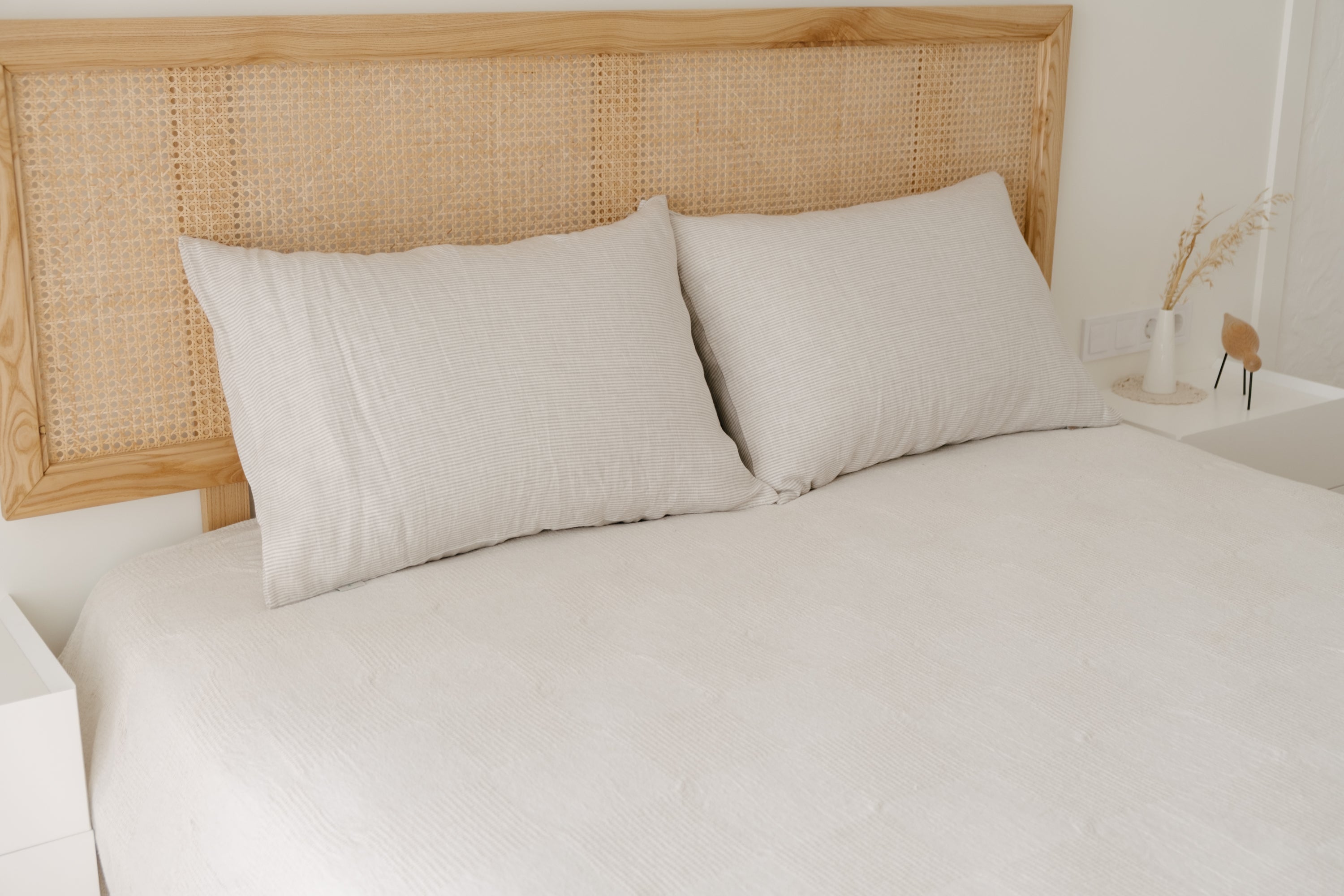 Linen Pillowcases Linen Washed Fabric in Stripe/ White / Green / Black/ Pink Custom sizes Make to order Pillow Cover
