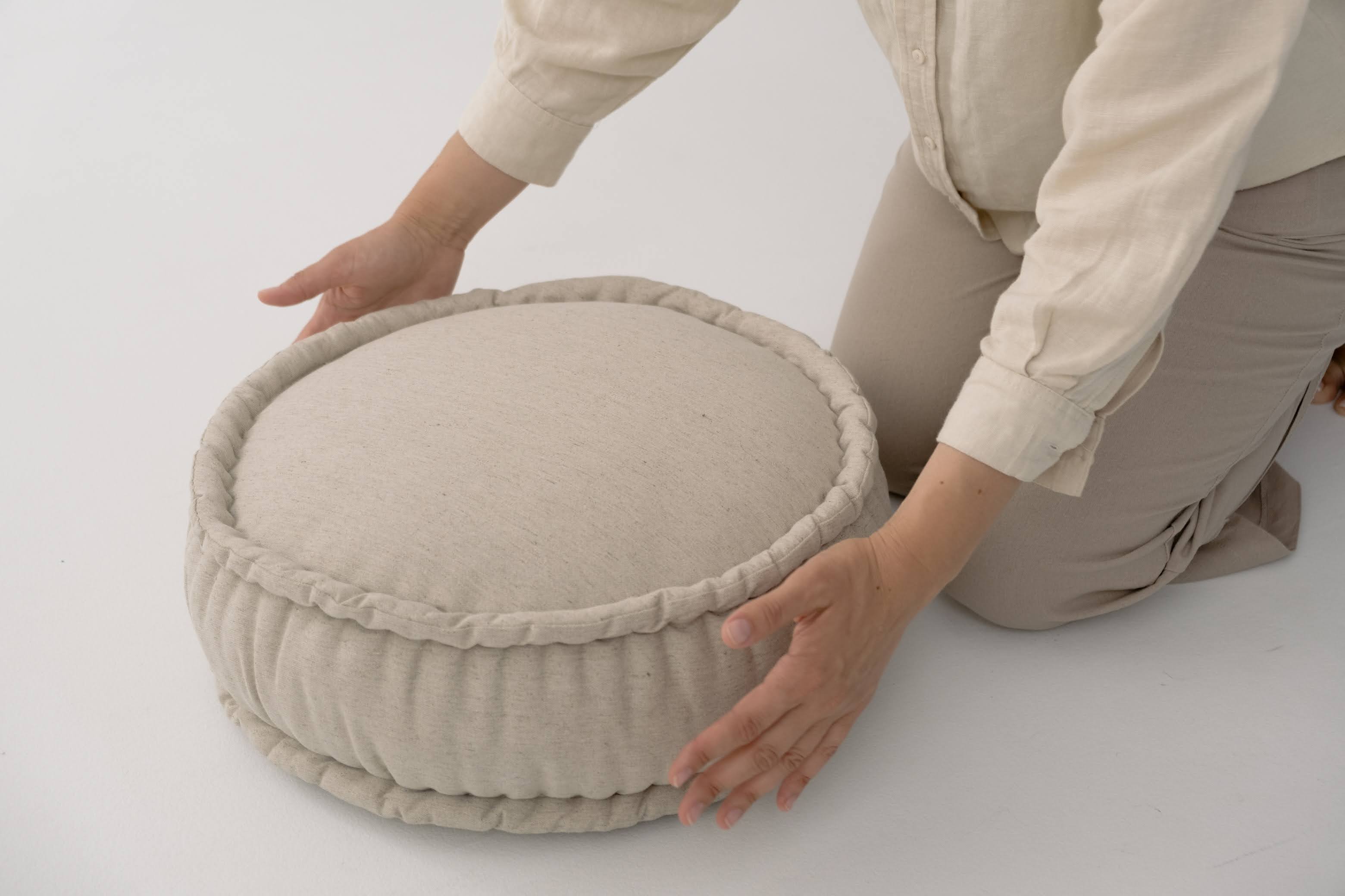 Thick Round Hemp Cushion filled Organic Hemp Fiber in natural Linen fabric Floor cushion Meditation pillow custom made size