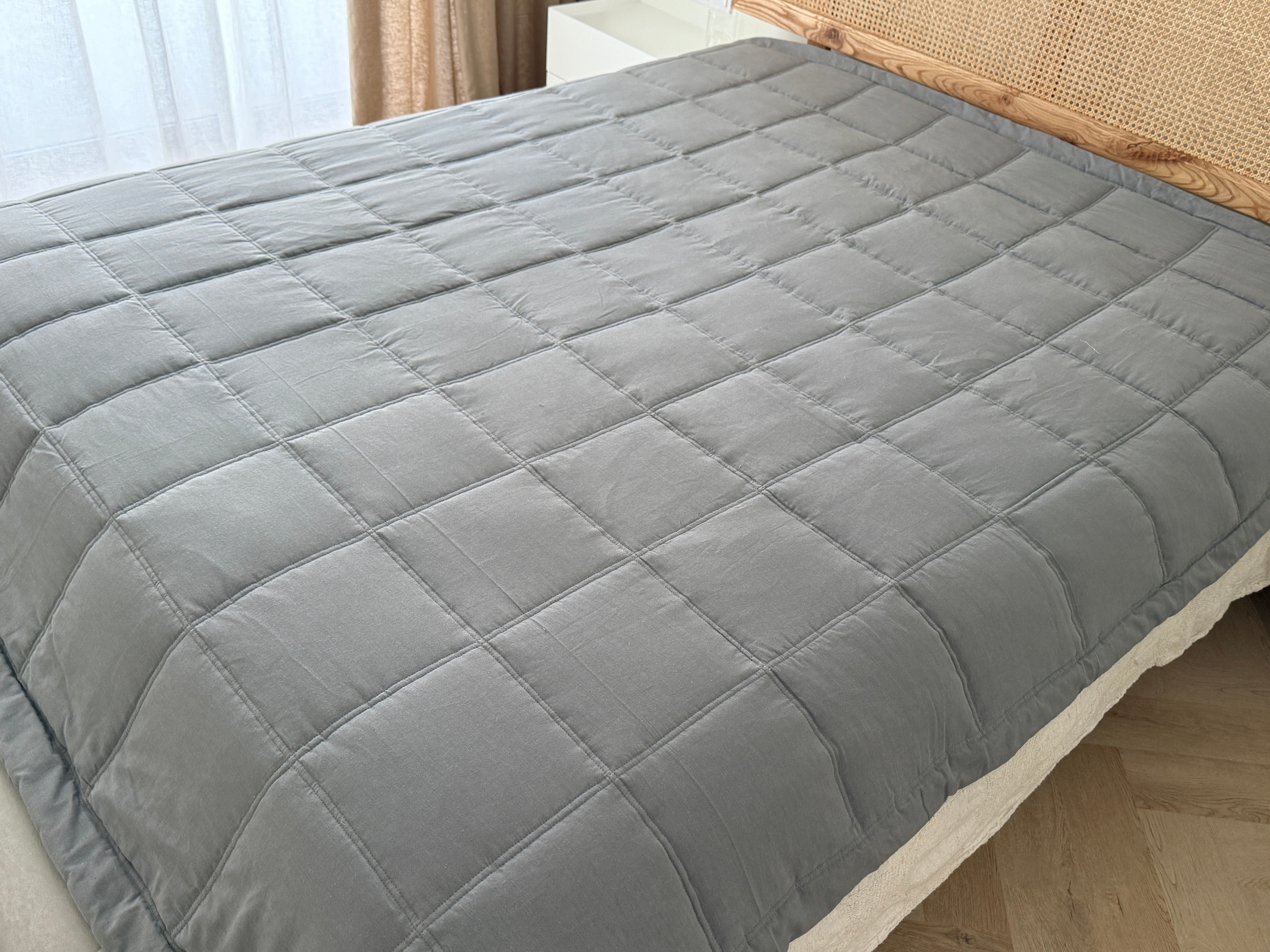 Graphite Hemp Blanket Bedspread or Throw - Hemp Filling in Washed Linen Cotton fabric - Minimalist Bed Cover - Breathable Summer blanket