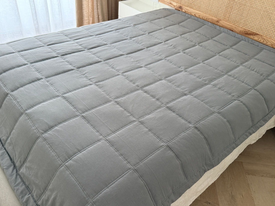 Graphite Hemp Blanket Bedspread or Throw - Hemp Filling in Washed Linen Cotton fabric - Minimalist Bed Cover - Breathable Summer blanket