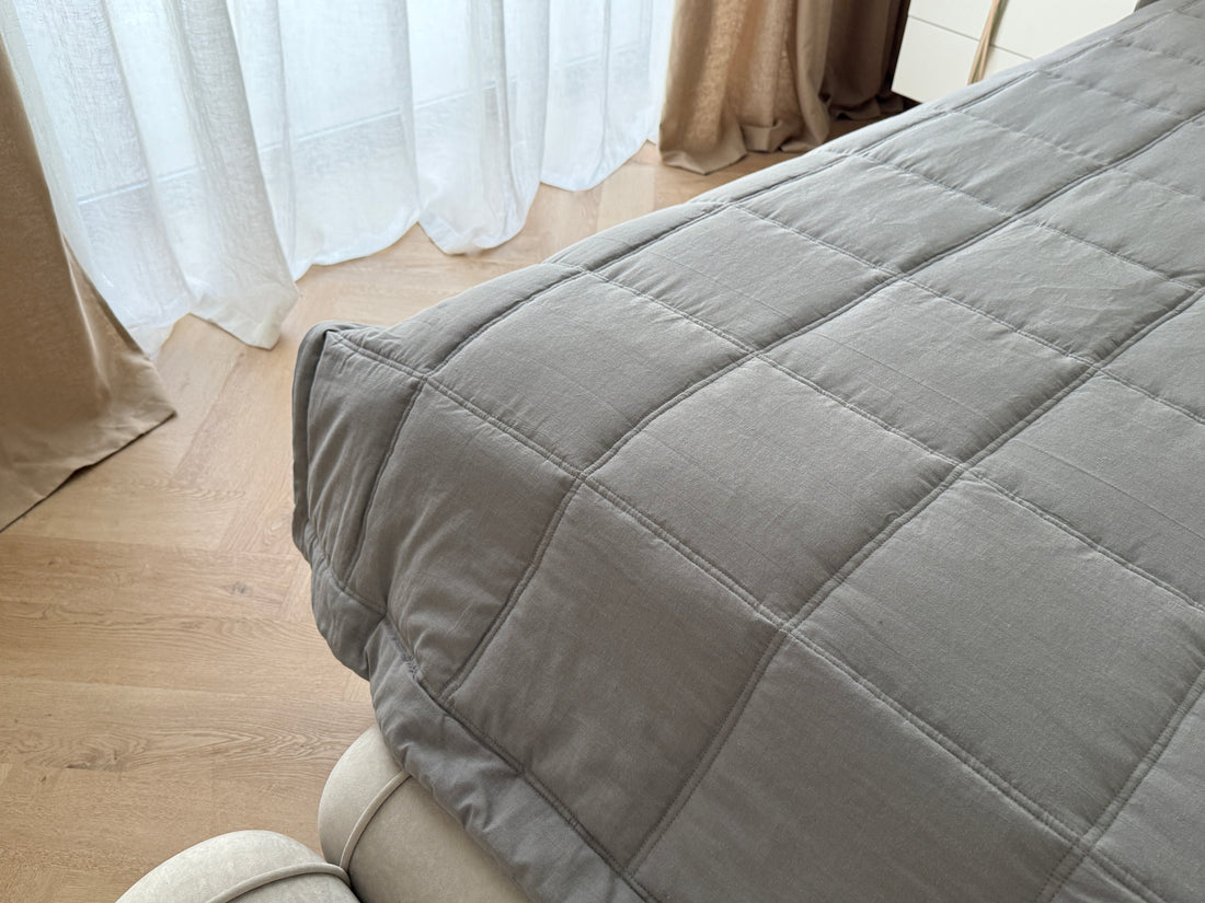 Graphite Hemp Blanket Bedspread or Throw - Hemp Filling in Washed Linen Cotton fabric - Minimalist Bed Cover - Breathable Summer blanket
