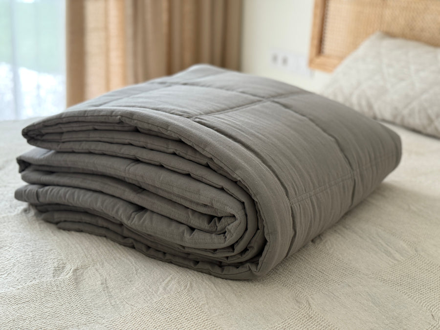 Graphite Hemp Blanket Bedspread or Throw - Hemp Filling in Washed Linen Cotton fabric - Minimalist Bed Cover - Breathable Summer blanket
