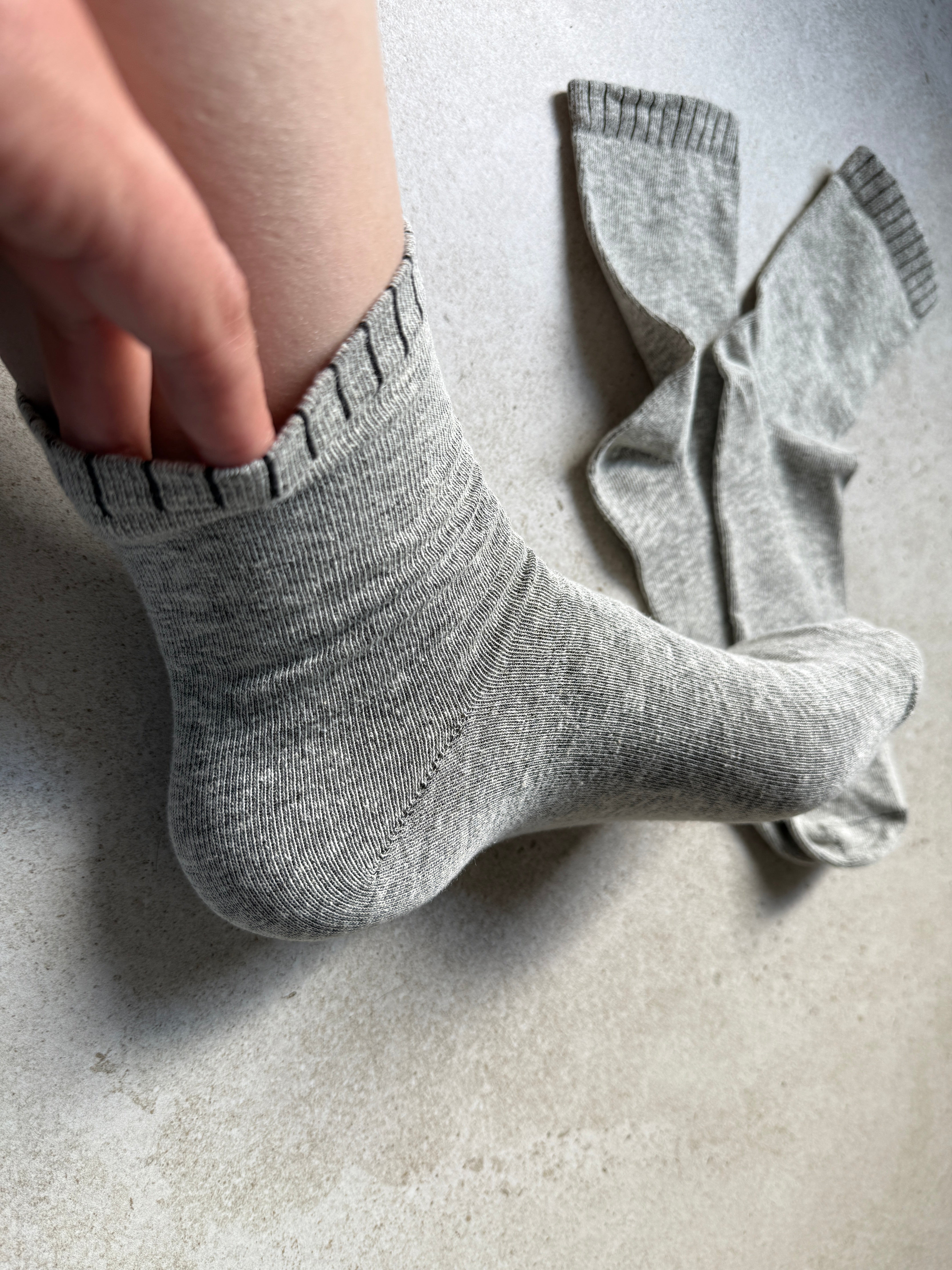 HEMP Socks set of 9 pairs with a loose elastic band Unisex for men / women