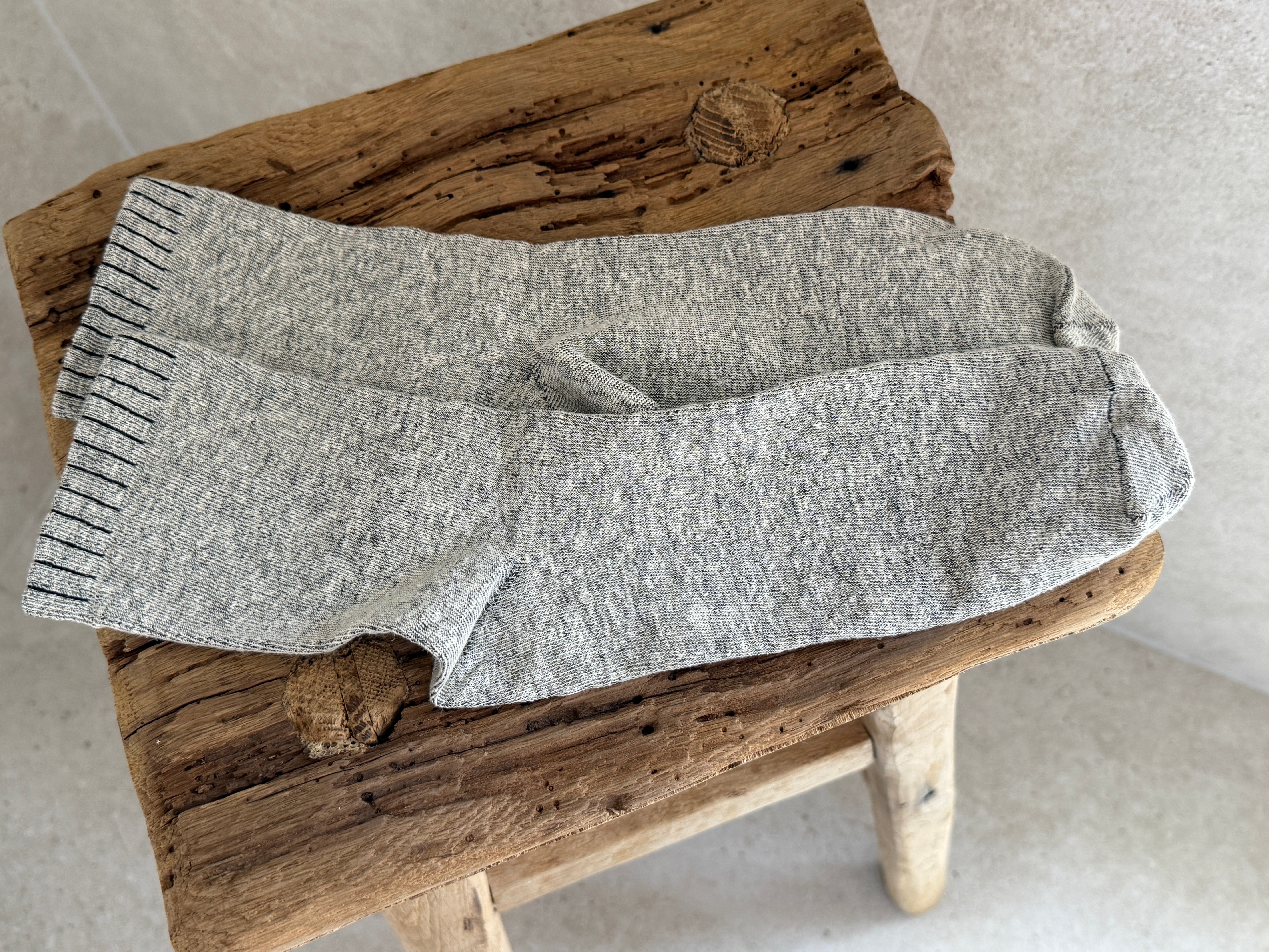 HEMP Socks set of 4 pairs with a loose elastic band Unisex for men / women