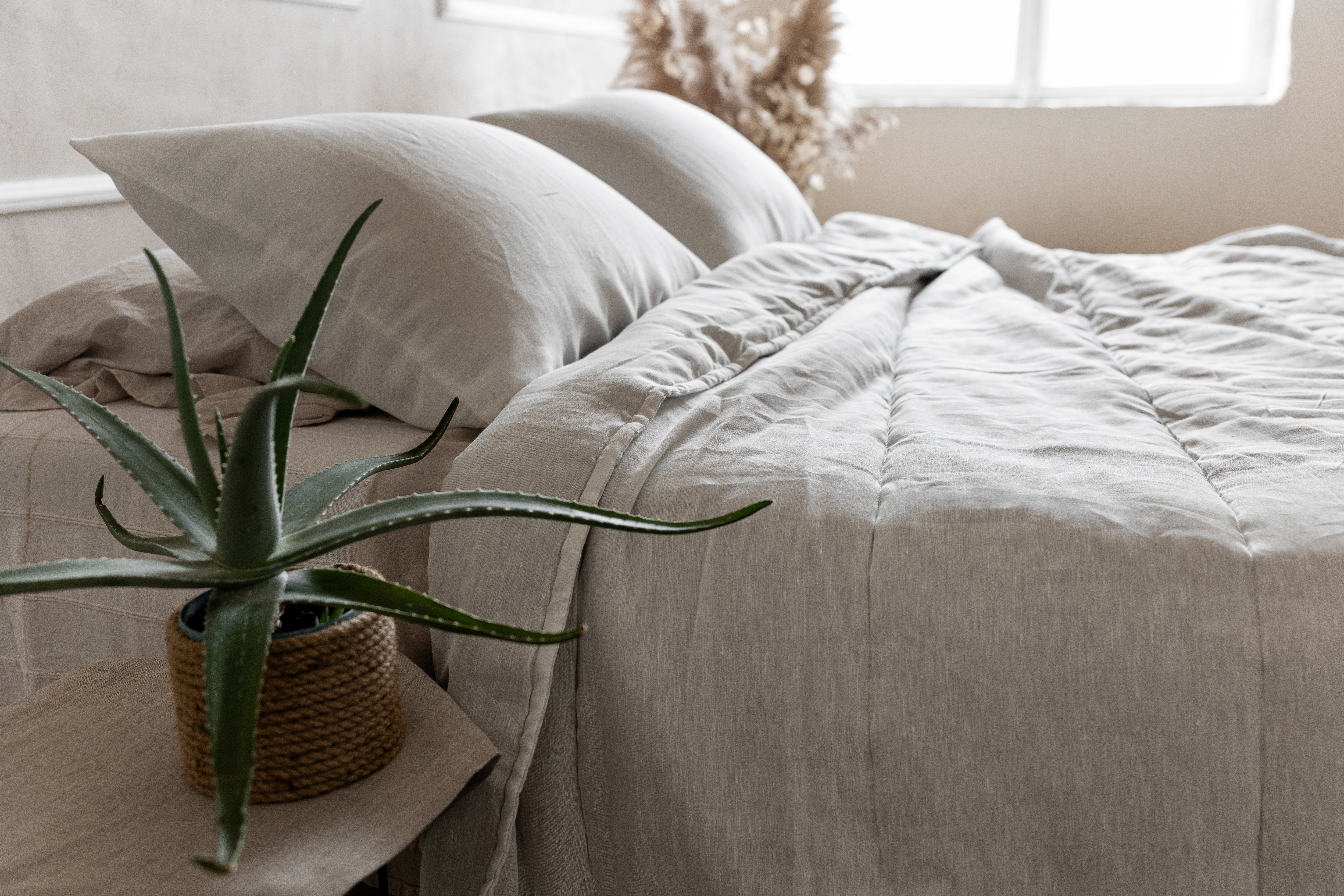 Unique Aloe Linen Hemp Blanket filled organic Hemp Fiber in aloe linen fabric Full Queen King Custom Size Hand Made off-white color