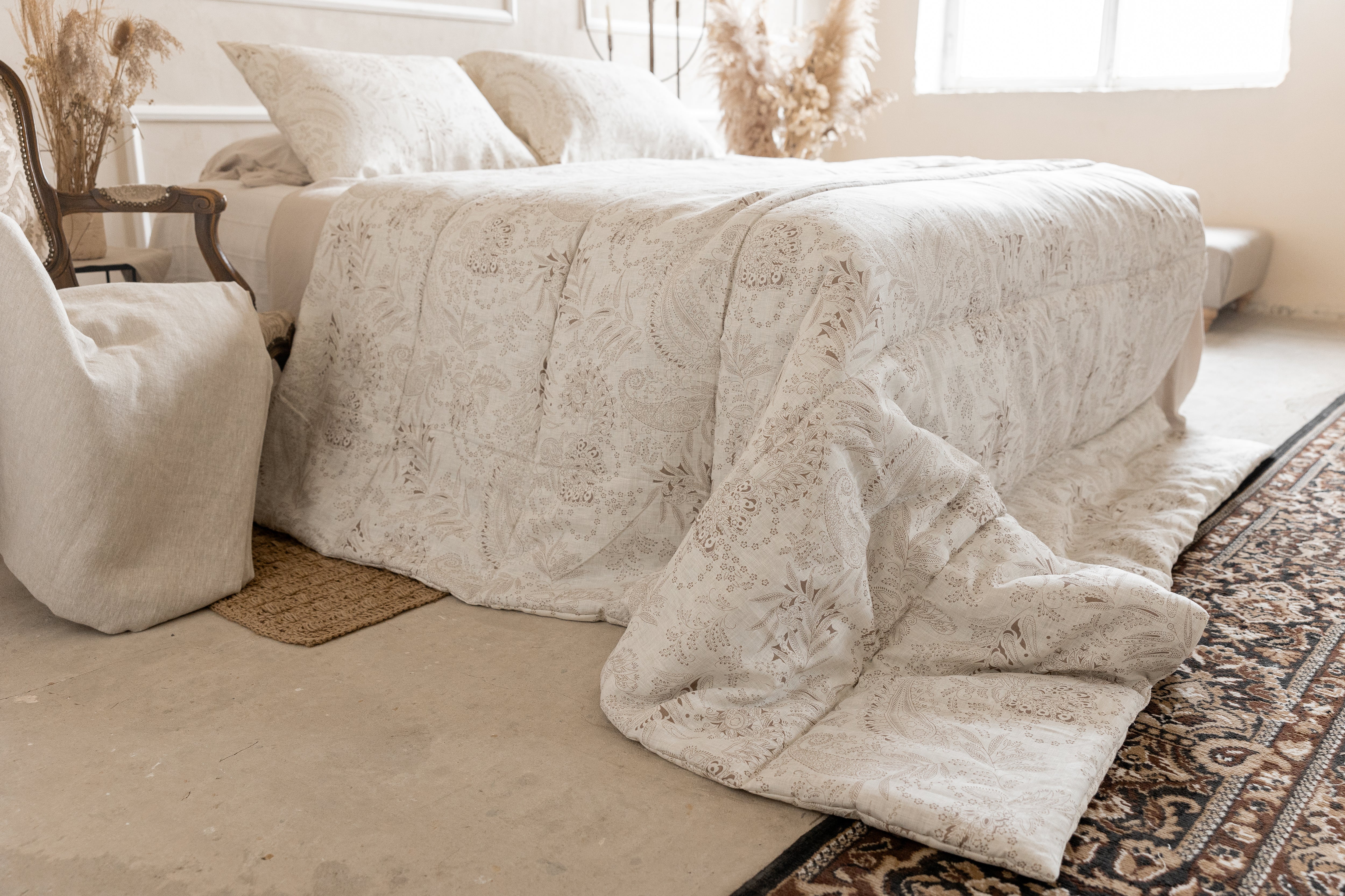 Special listing for Dave Provencher one 85.5"x102" hemp blanket in "Monogram" linen in 200g/m2