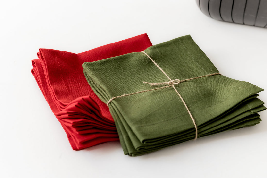 Set of 4 pcs Linen Napkins Red / Green Custom order napkins Cloth napkins set Table linens gift for her