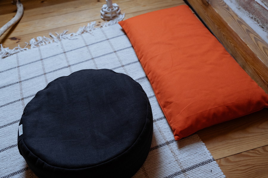 Black Zafu Linen floor cushion with Buckwheat hulls /Organic Meditation cushion/buckwheat