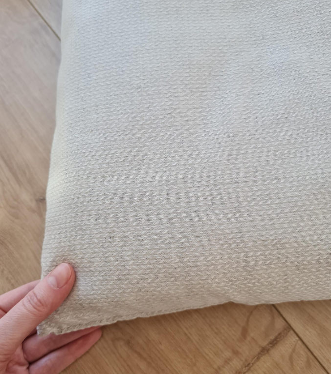 Special listing for David Lipocky one 12"x24" bed with cover (no entrance cutout) and one 12"x24" removable cover made of hemp fabric