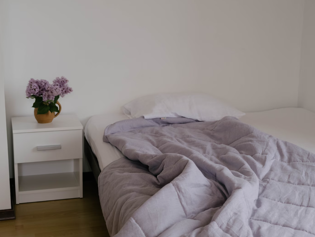 43" x 57" (110 x 145 cm) Lilac HEMP Linen Blanket Quilt Linen Fabric filled organic Hemp Fiber Filler