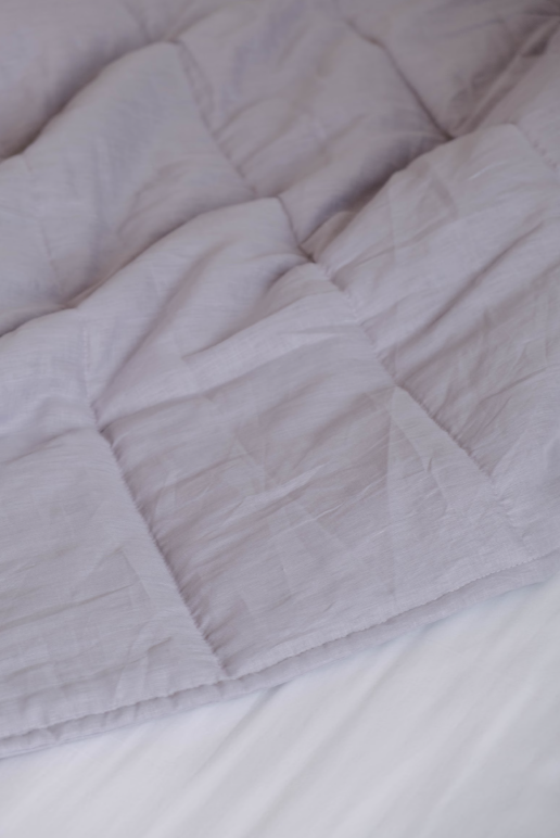 43" x 57" (110 x 145 cm) Lilac HEMP Linen Blanket Quilt Linen Fabric filled organic Hemp Fiber Filler