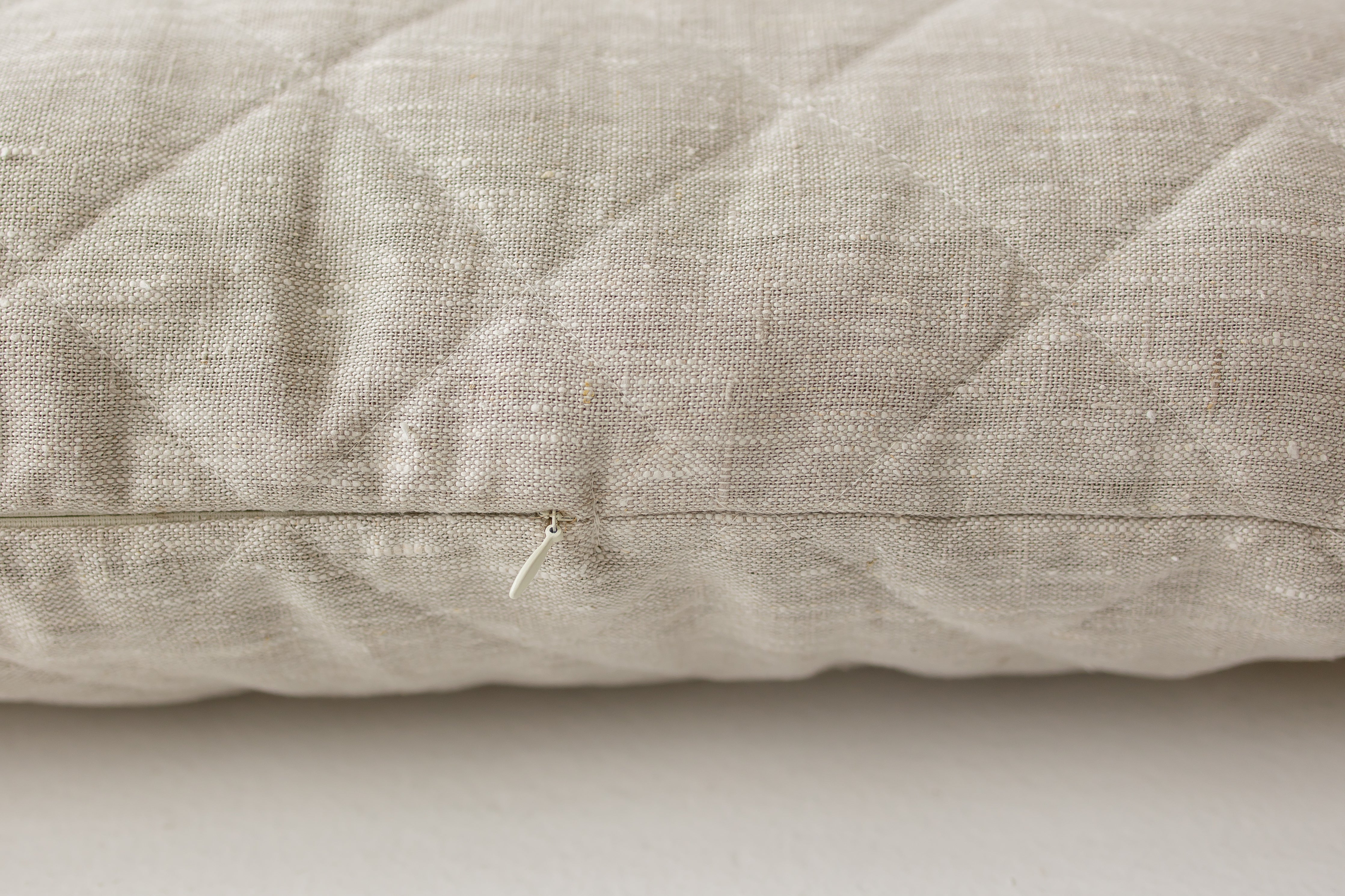 Quilted Hemp Body Pillow Filled Breathable Hemp Fiber Filler in Natural Linen Fabric / Side Sleeper Support Pillow with regulation height