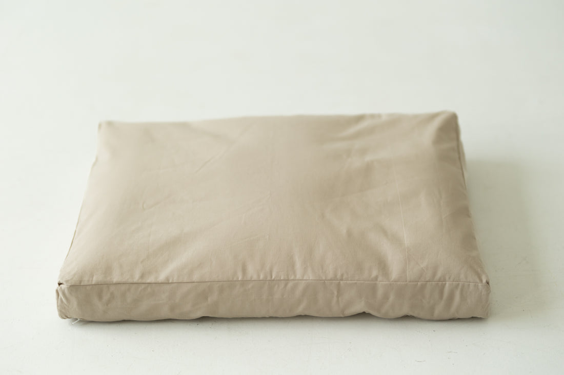 Hemp Pet Mat Pad with Removable Washable Water Repellent Cotton Cover Organic Hemp Fiber Filler in Cotton Fabric Padded Dog
