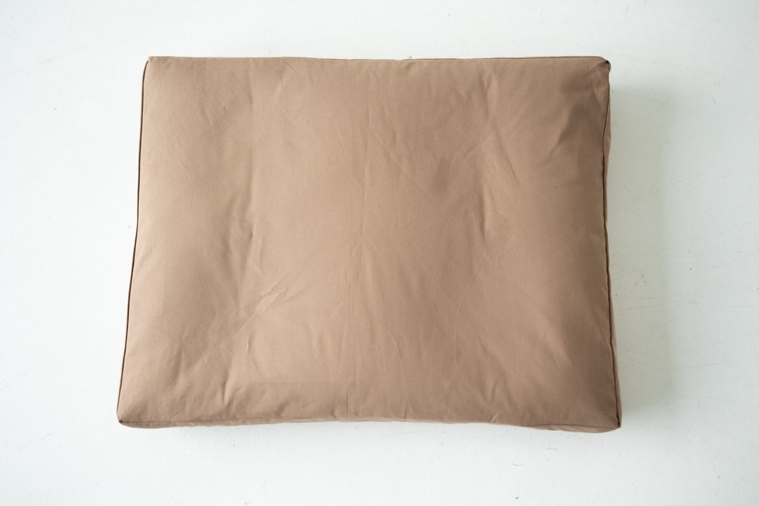Hemp Pet Mat Pad with Removable Washable Water Repellent Cotton Cover Organic Hemp Fiber Filler in Cotton Fabric Padded Dog