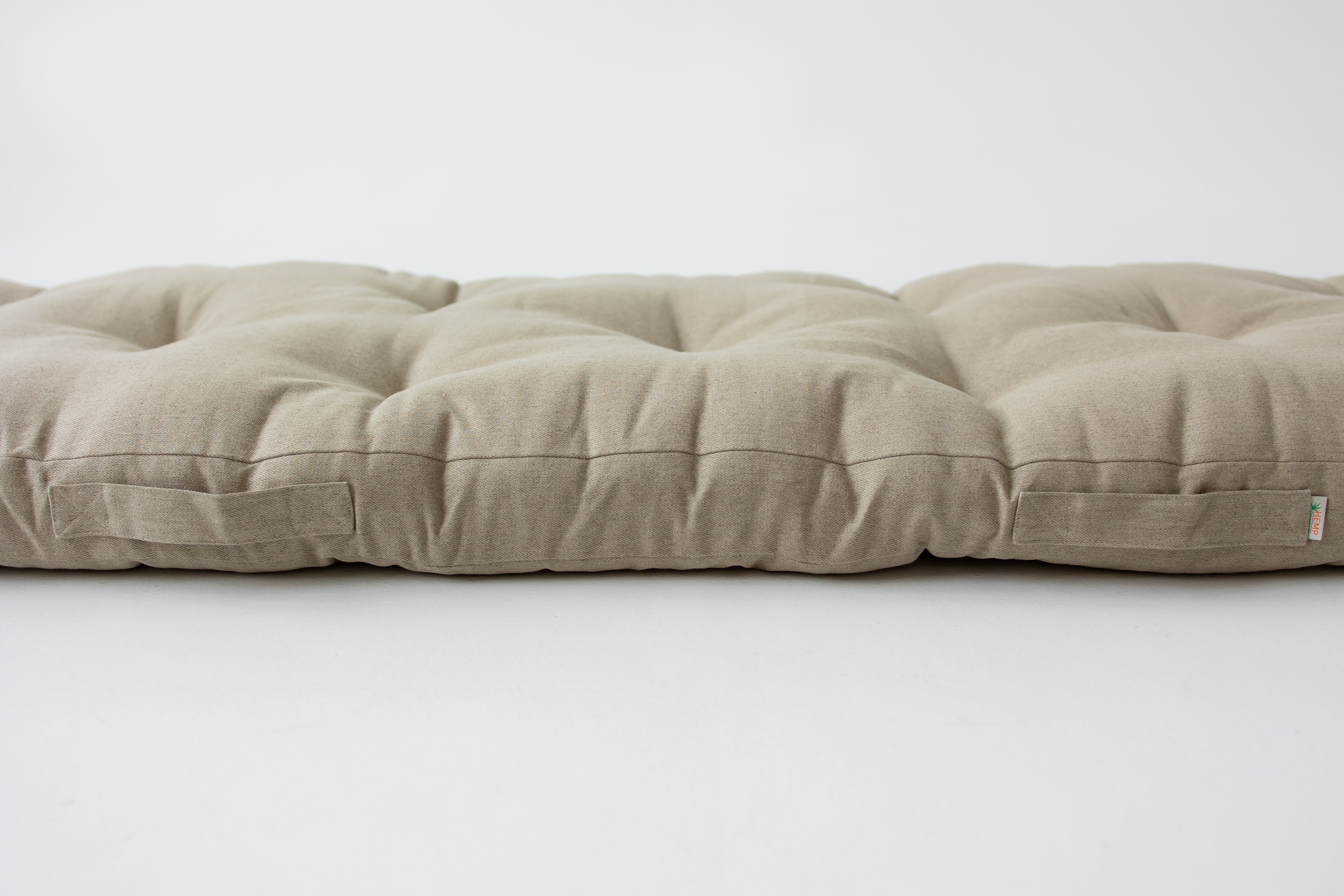 Hemp-filled Linen Shikibuton Mat organic Topper Futon with Hemp Fiber Filler inside in natural non-dyed Linen fabric 3” thickn Roll-up Bed