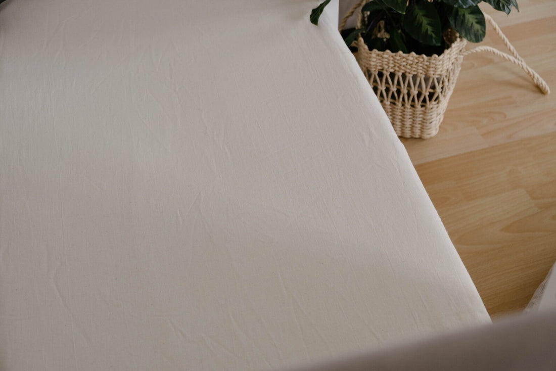 23.5" × 71" (60 × 180 cm) Crib Fitted Sheet to the depth of the futon 4" in Natural non-dyed Hemp fabric Fitted Sheets For Toddlers Kids Bed