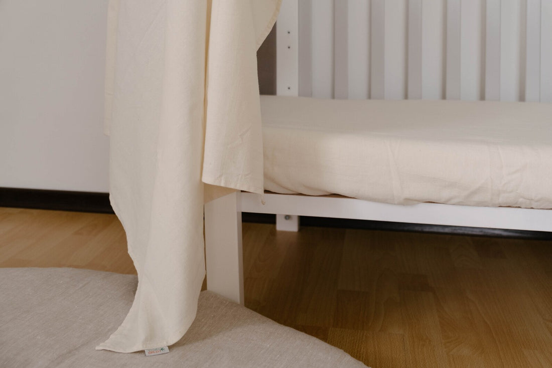 23.5" × 71" (60 × 180 cm) Crib Fitted Sheet to the depth of the futon 4" in Natural non-dyed Hemp fabric Fitted Sheets For Toddlers Kids Bed