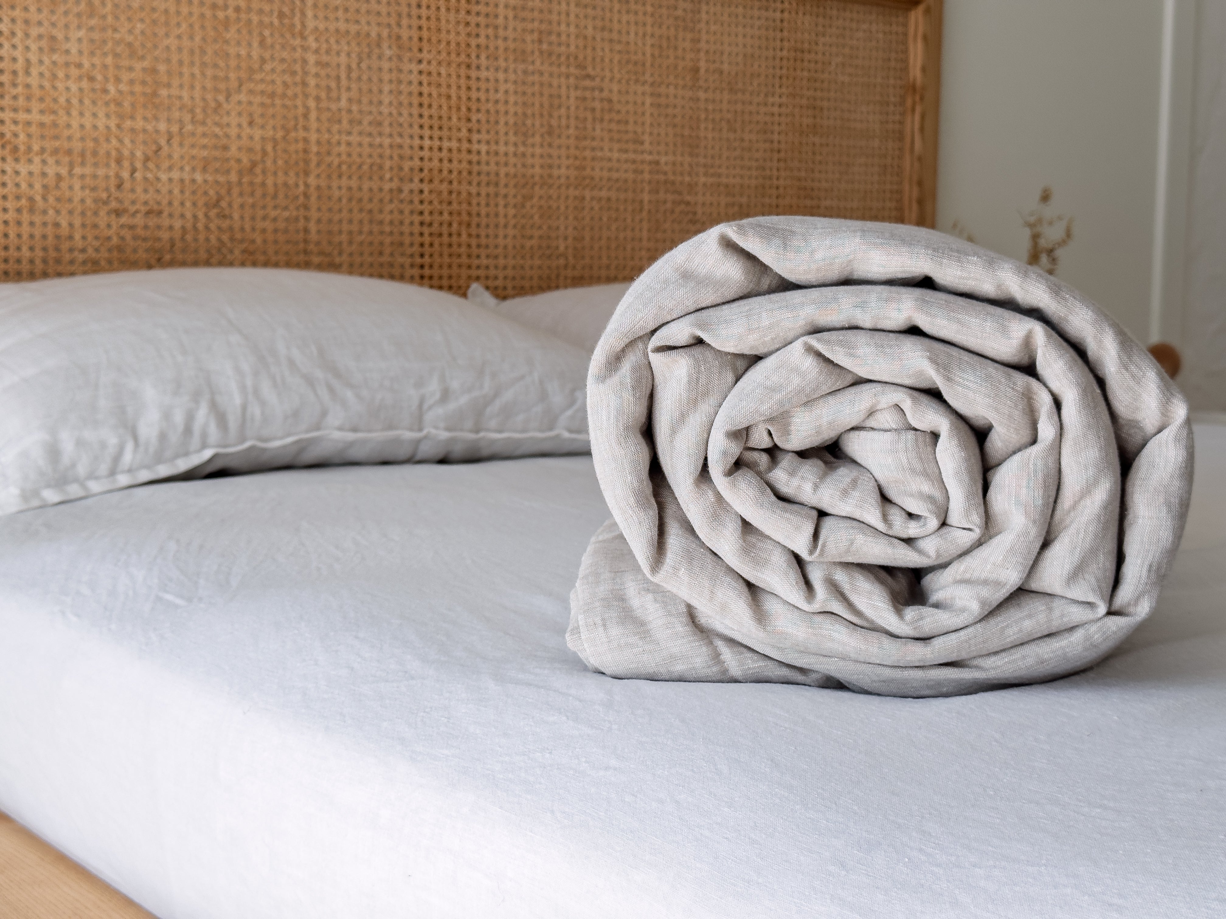 Thin Hemp Linen blanket summer quilt filled organic hemp fiber in soft washed linen fabric Custom Made blanket