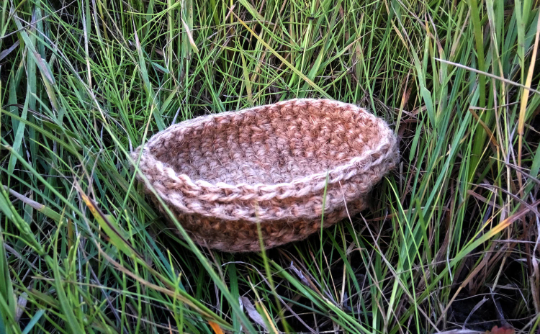 Organic soap-dish Hemp 100%, hand knit soap dish / All natural / Hemp soap - dish/ eco-friendly / Soap box/ Hemp/ Hemp cord