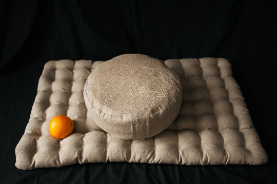 Straw Round Floor Cushion With Handle Floor Pouf and Ottoman Meditation  Cushion Zafu Zabuton Footstool Ottoman/schristmas 