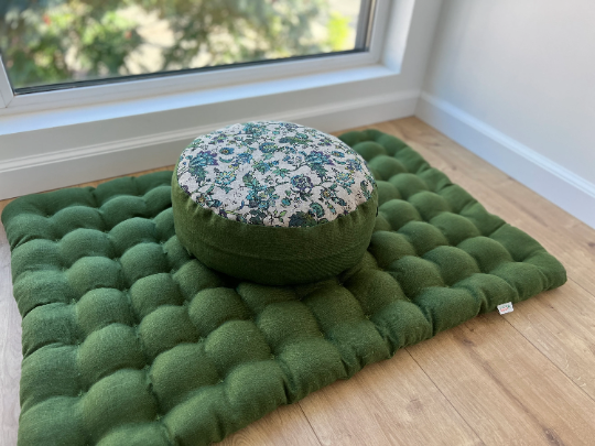 Meditation Set "flower" Zafu & Zabuton with Buckwheat hulls Meditation pillow Meditation cushion Zen cushion Meditation Space Yoga