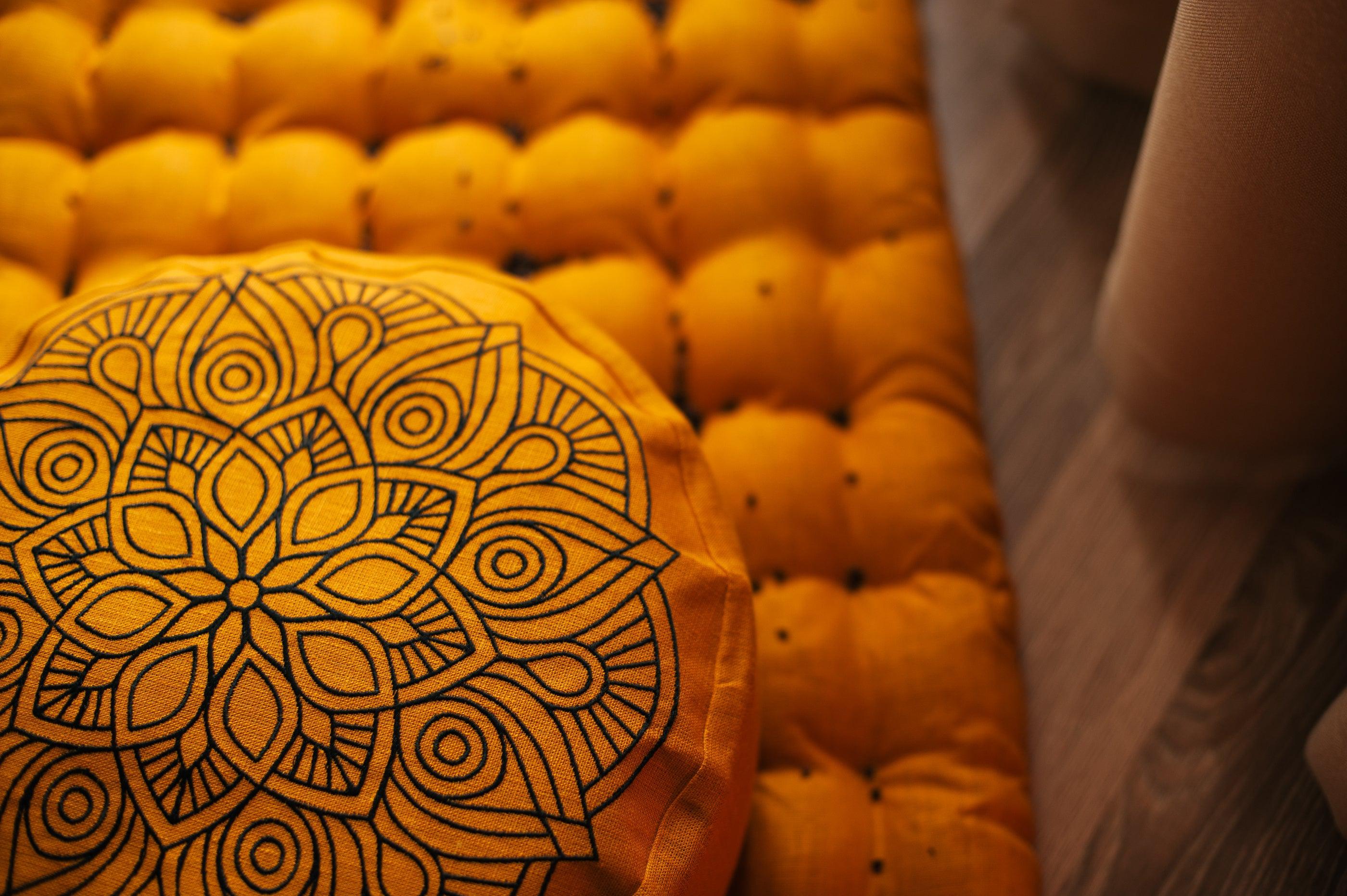 Embroidery mustardMeditation Set Zafu & Zabuton Mandala with Buckwheat hulls Linen Floor cushions meditation pillows