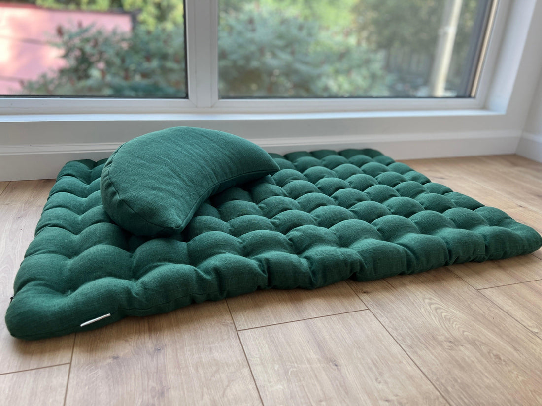 Set of linen meditation green Cresсent cushion + mat floor cushion 23" x 35" filled with buckwheat hulls