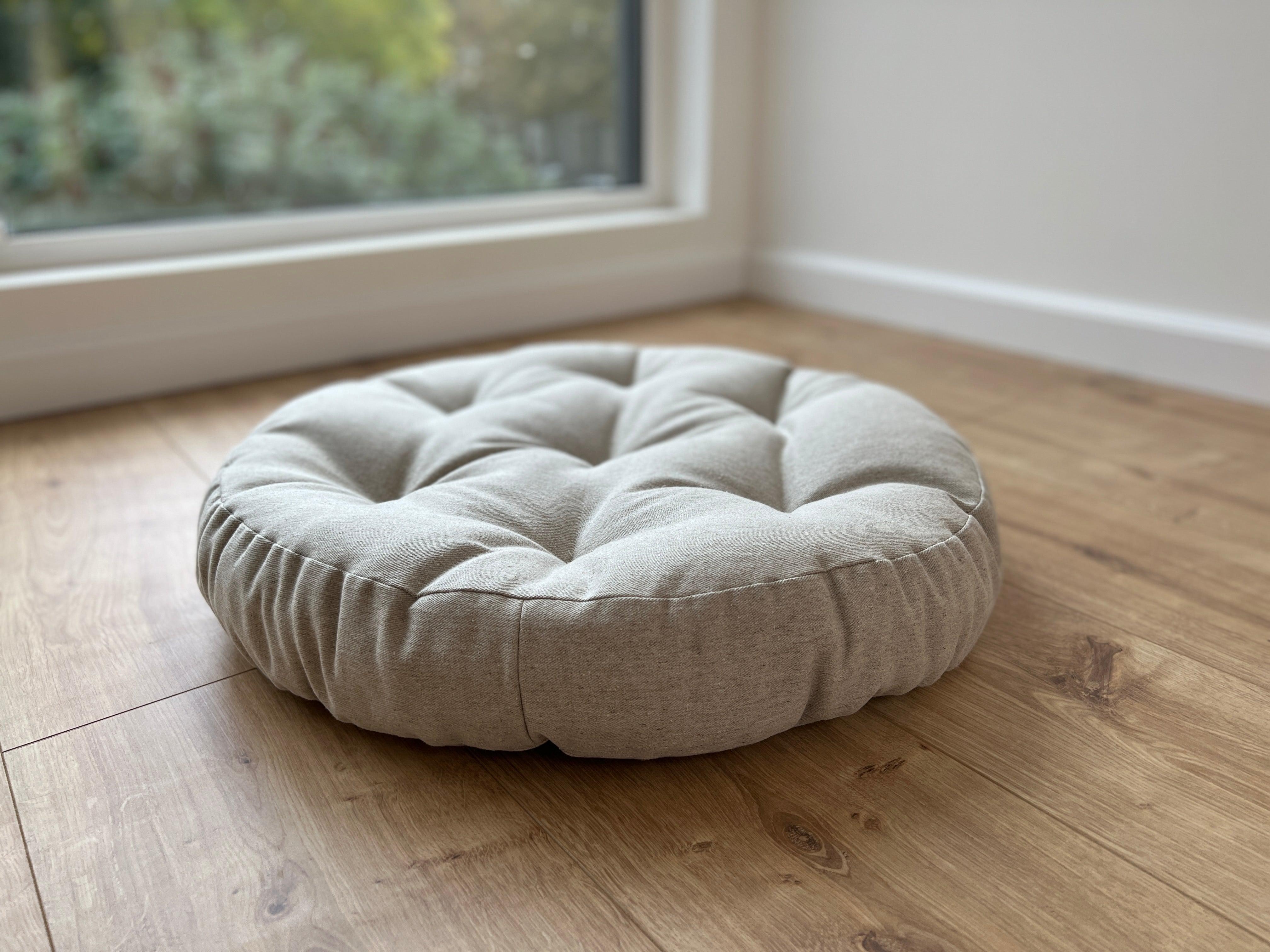 Special listing for D.: ten round 40 cm in diameter hemp cushions with stitched centers in natural undyed linen in a grey shade