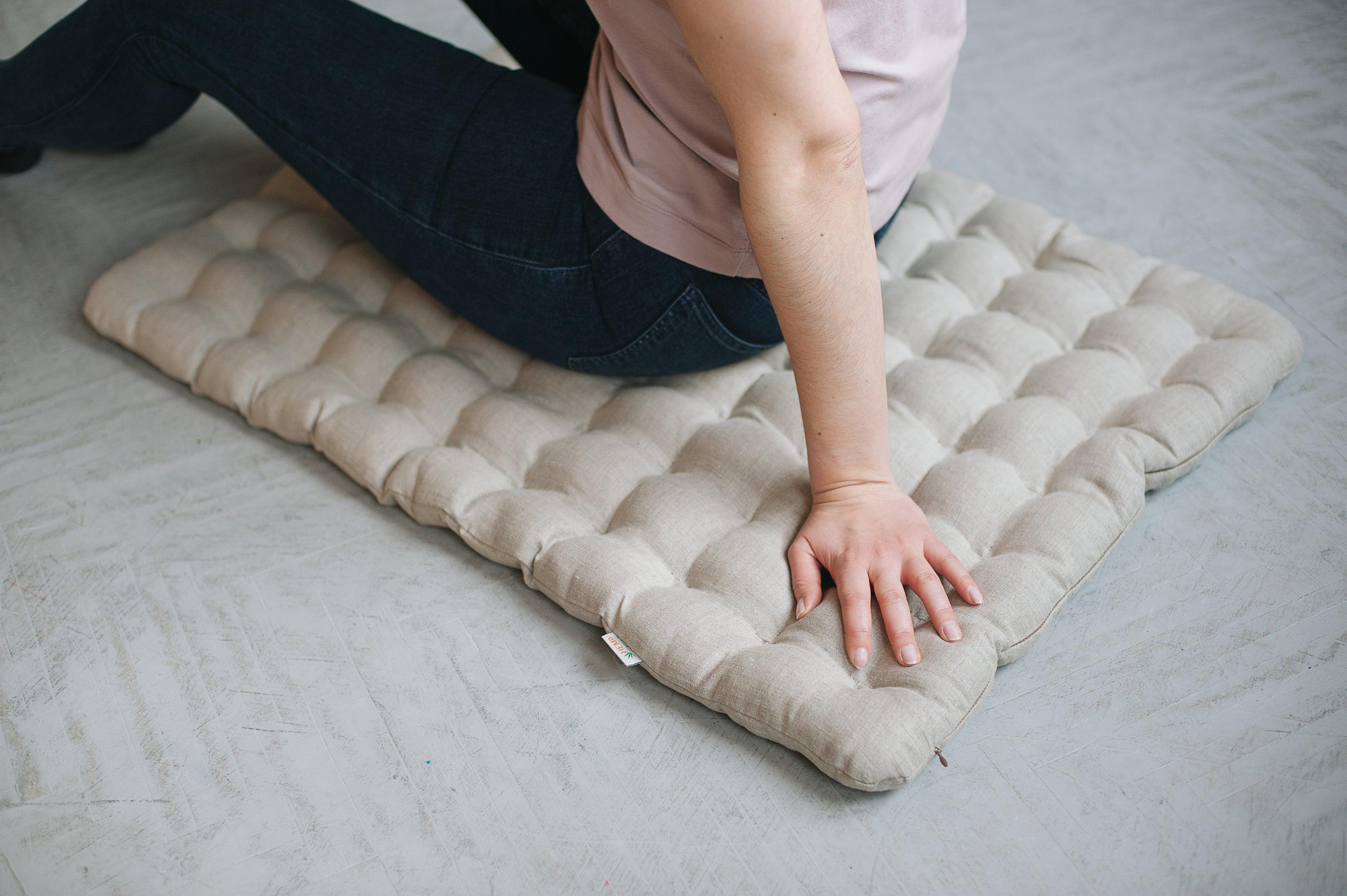 Linen Floor cushion with Buckwheat hulls Meditation zabuton/ for Yoga studio/ Massage Orthopedic pillow