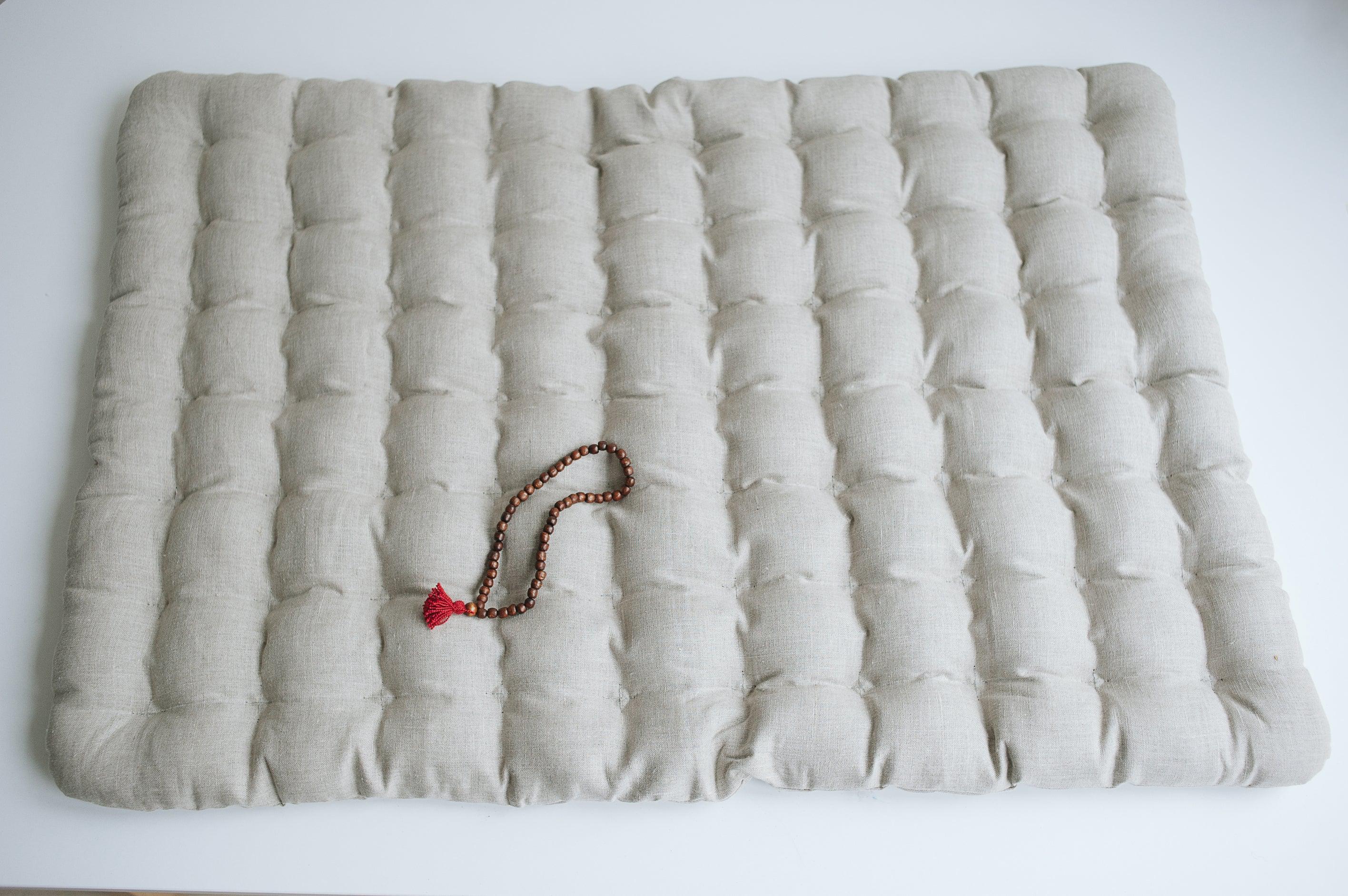 Linen Floor cushion with Buckwheat hulls Meditation zabuton/ for Yoga studio/ Massage Orthopedic pillow
