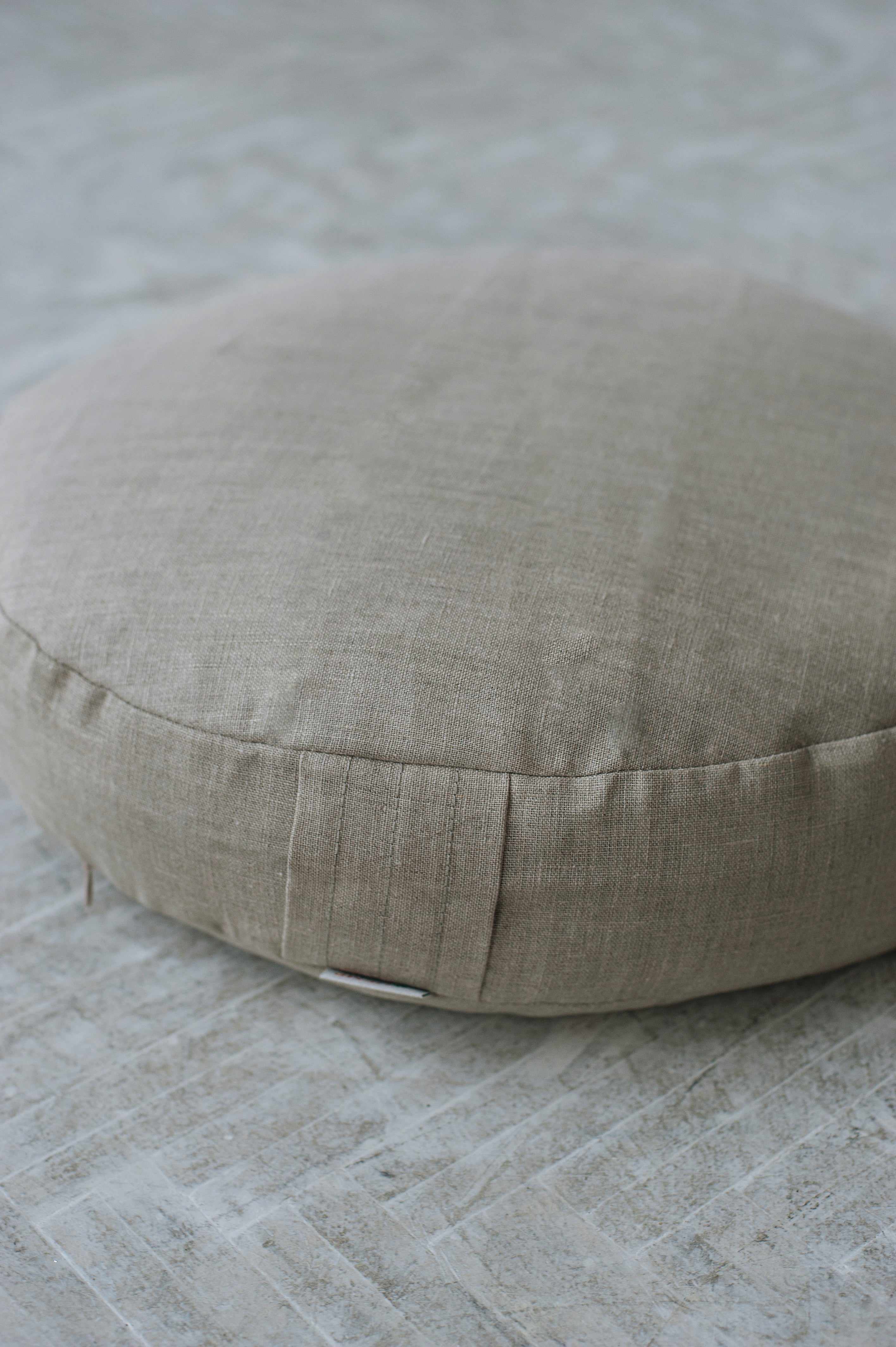 Linen Meditation floor cushion with Buckwheat hulls / Zafu pillow seat/Meditation Yoga