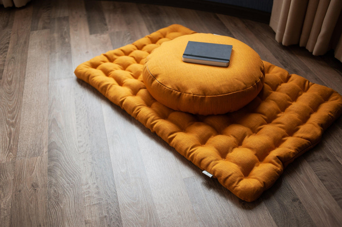 Meditation cushion set of natural Linen Zafu & Zabuton - black –  HempOrganicLife