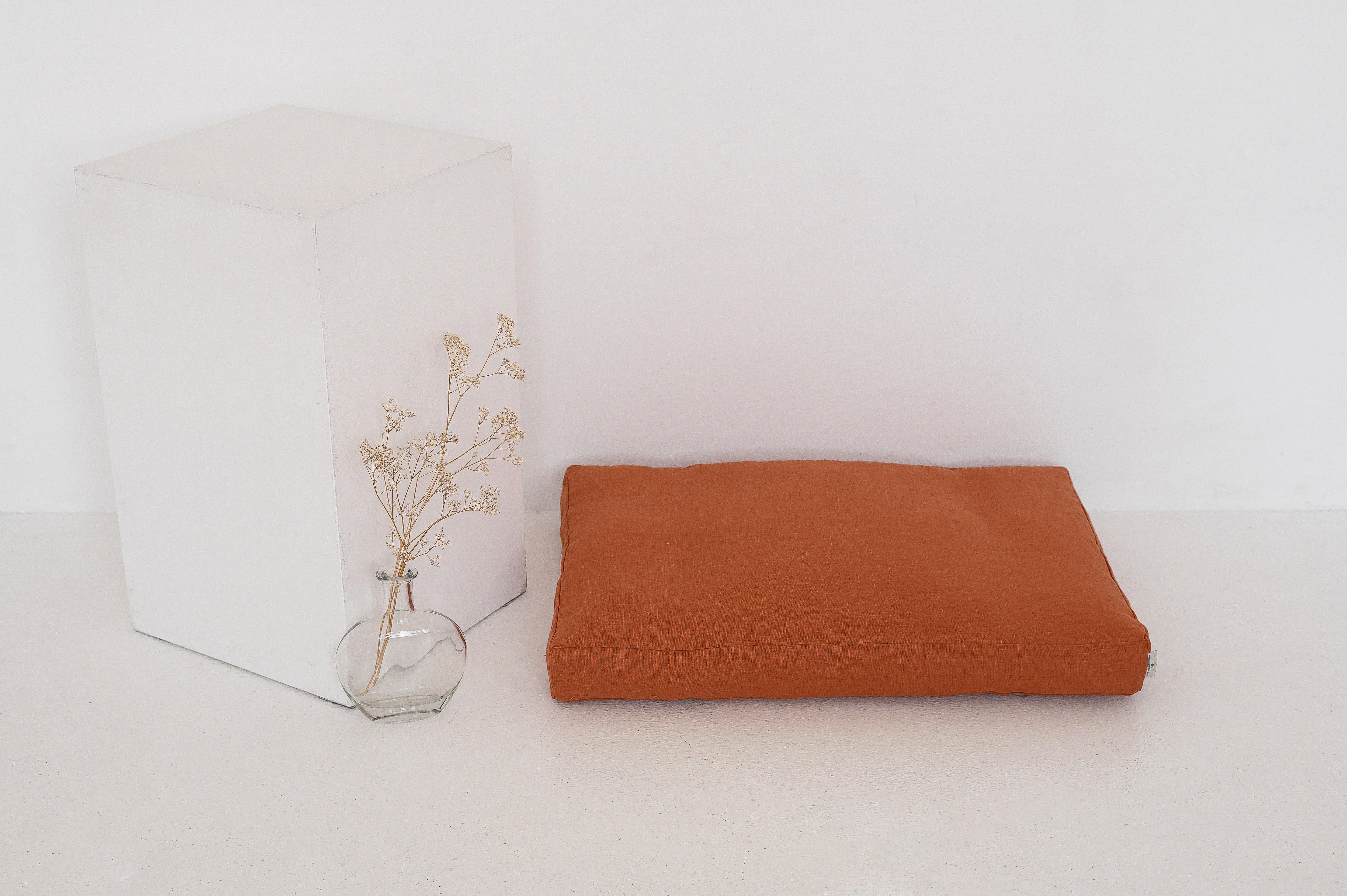 Natural Hemp Linen Pet Mat Pad Mattress Cushion Removable Washable Linen Cover Organic Hemp Fiber Filler in Natural Linen Fabric Padded Dog