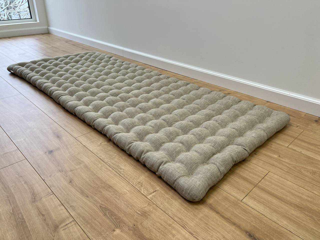 Natural linen floor topper filled organic buckwheat hulls filling yoga mat multi chamber futon in non-dyed Linen fabric